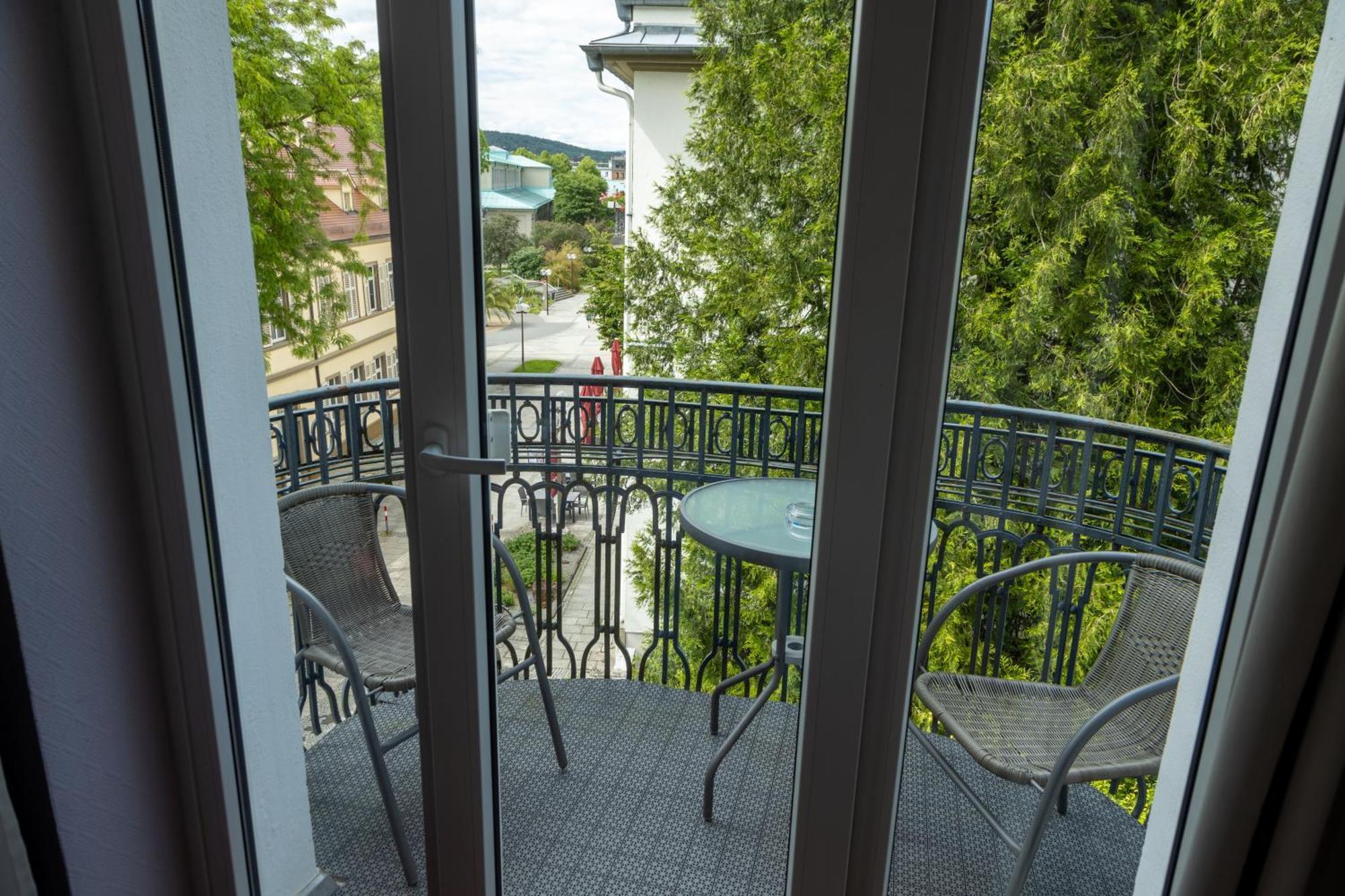 Hotel Weisses Haus Bad Kissingen Exterior foto